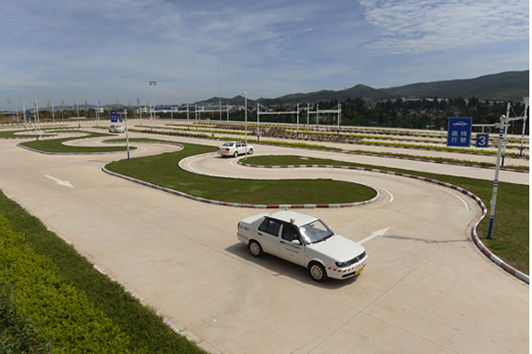 做到兩點(diǎn)，輕松考試，順利拿證