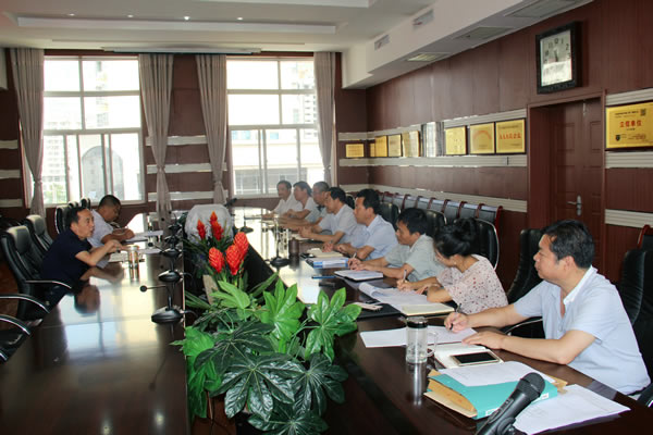 隴運(yùn)集團(tuán)公司黨委召開加強(qiáng)黨風(fēng)廉政建設(shè)，全面從嚴(yán)治黨落實(shí)主體責(zé)任專題會議