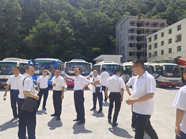 隴運集團(tuán)公司開展“紅色教育強(qiáng)信念 支部聯(lián)建促發(fā)展”主題黨日活動