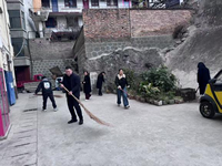 隴運(yùn)集團(tuán)公司開展“學(xué)雷鋒”志愿服務(wù)活動(dòng)