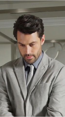 她藏起孕肚離職，禁欲上司急瘋了(全集)