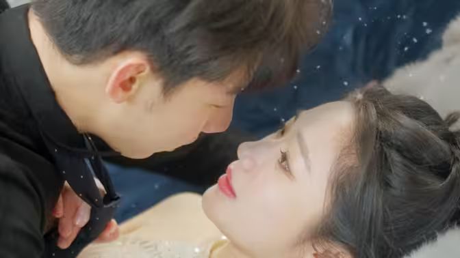 歷總，夫人拒不離婚(全集)